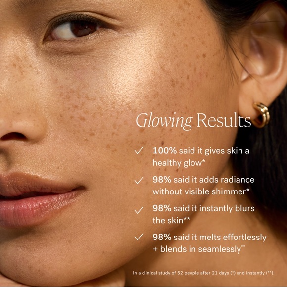 ILIA's Lightshift Cream Highlighter in “Daze” (brand new in box) - Picture 7 of 10